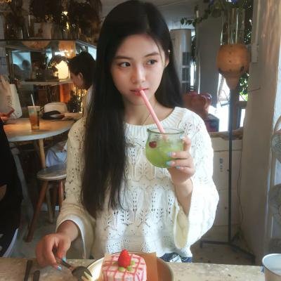 头顶迷你气泡，奶萌团宠人见人爱